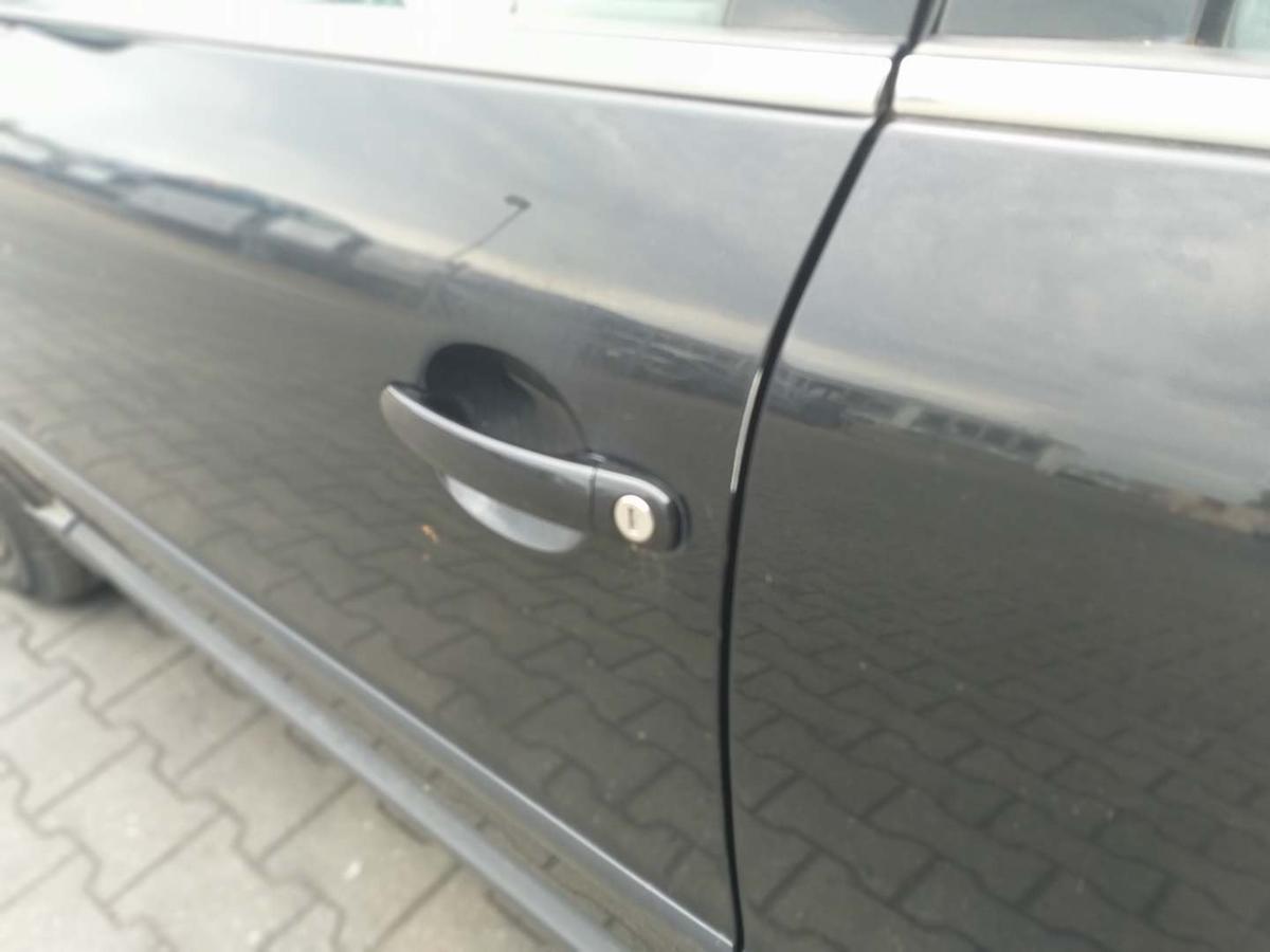 VW Passat 3BG original Tür vorn rechts LC9Z Black Magic Bj.2001